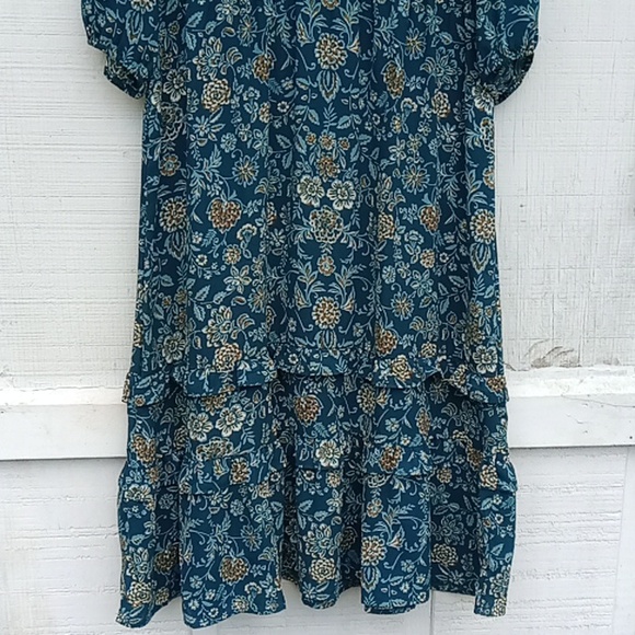 The Pioneer Woman Floral Drass - Picture 3 of 16